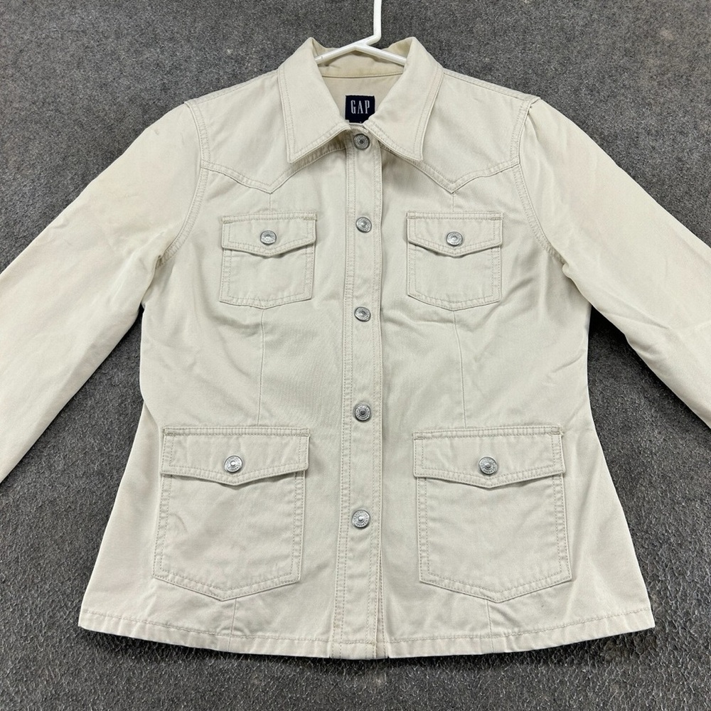 GAP Women's Light Beige Button Up Utility Jacket with Patch Pockets